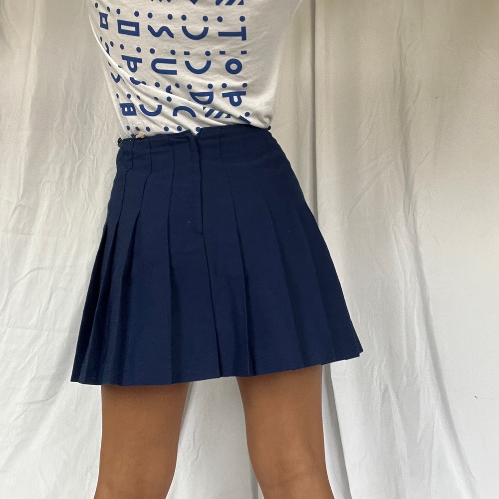 Women’s Vintage Navy Blue Pleated Skirt XS